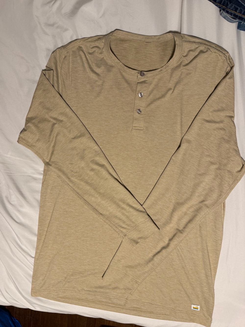 Vuori Long Sleeve Henley in Light Tan